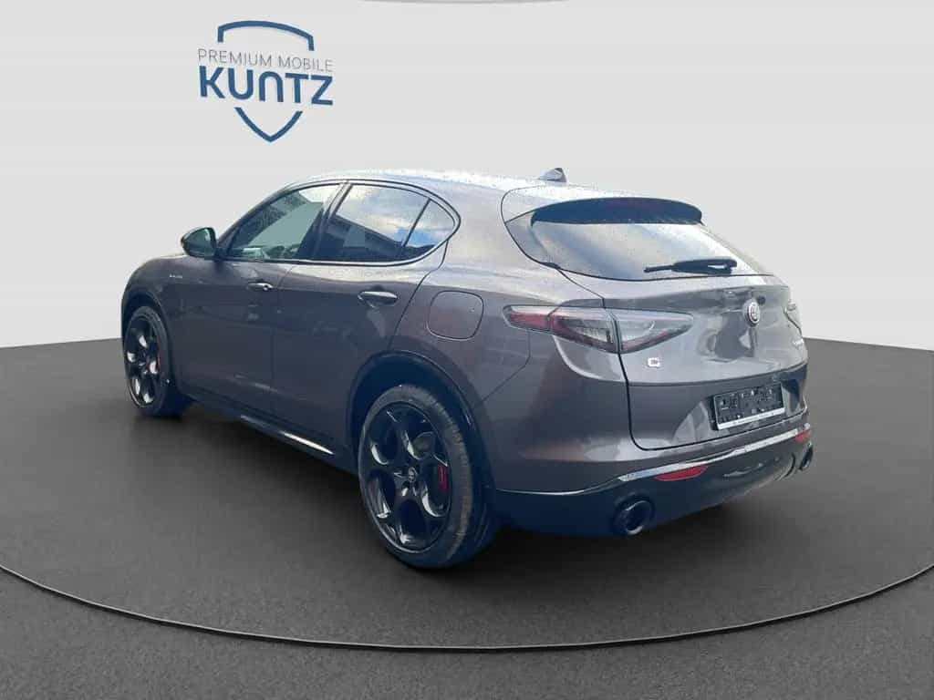 Alfa Romeo Stelvio Veloce 2.2D Q4 eAHK+Techno-Paket 05/2025-photo-2