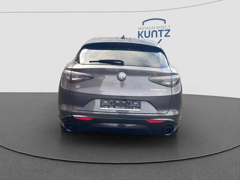 Alfa Romeo Stelvio Veloce 2.2D Q4 eAHK+Techno-Paket 05/2025-photo-3