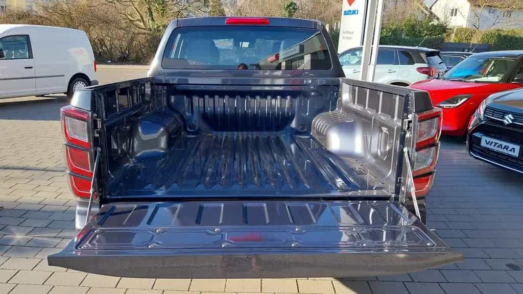 Isuzu D-Max Double Cab 4x4 LSE A/T Facelift 2025 03/2025-photo-4