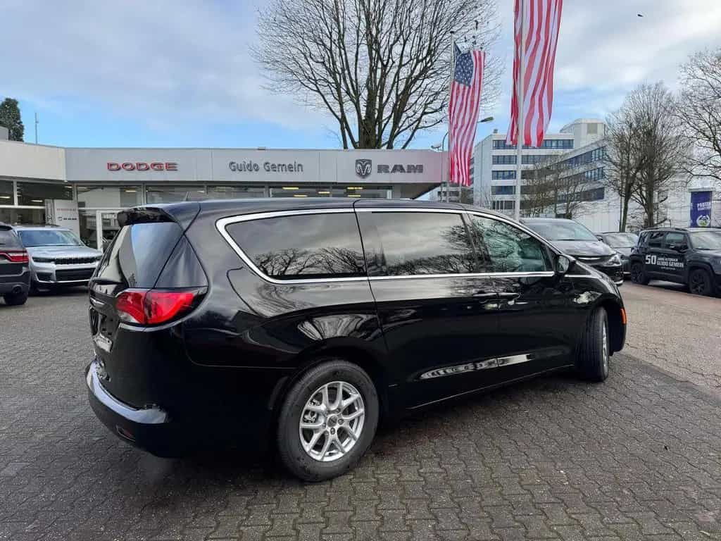 Chrysler Pacifica 3.6l V6 SXT 07/2025-photo-4