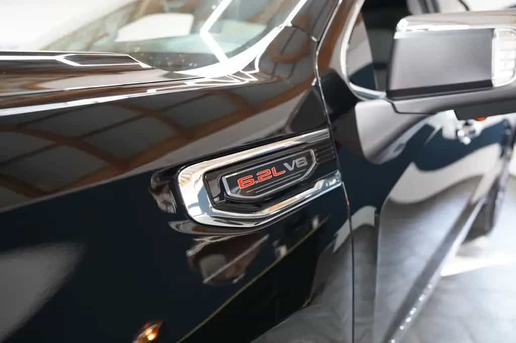 GMC Sierra Denali 6.2L V8 426PS null-photo-10