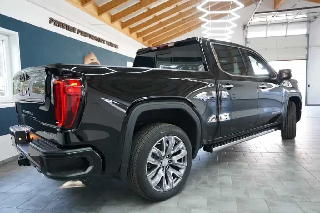 GMC Sierra Denali 6.2L V8 426PS null-photo-7