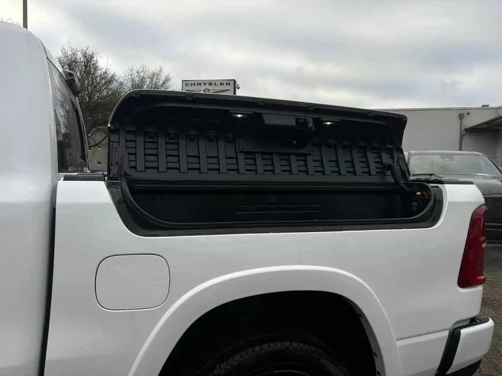 Dodge RAM 3.0L I6 Hurricane HO Limited Night Edition M 01/2025-photo-12
