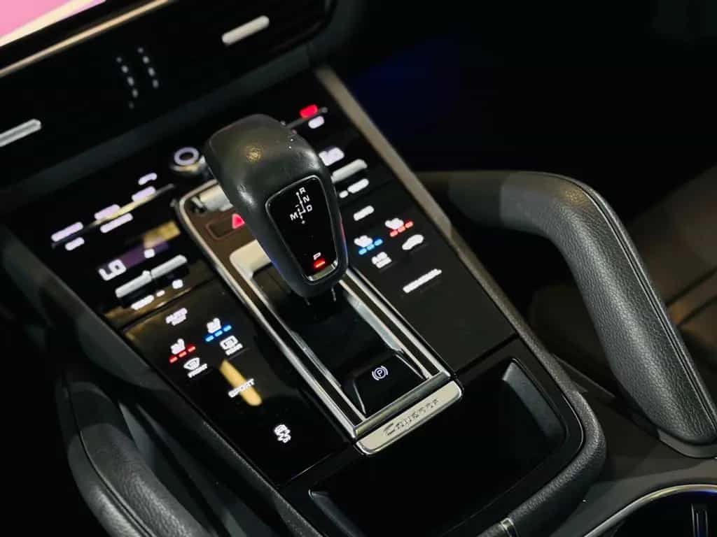 Porsche Cayenne Sport Panorama Sitzbelüftung Keyless App 07/2019-photo-11