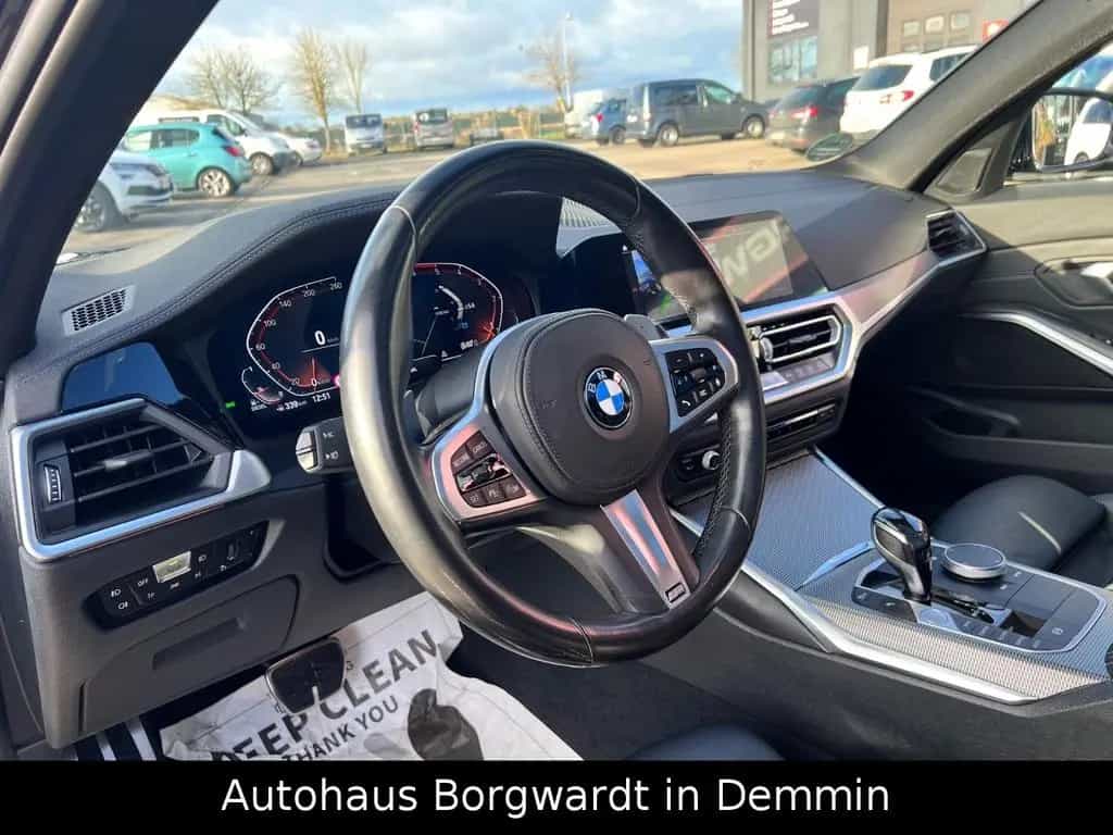 BMW 320 D Touring  M Sport Leder Pano Sitzheizung LED 03/2021-photo-15