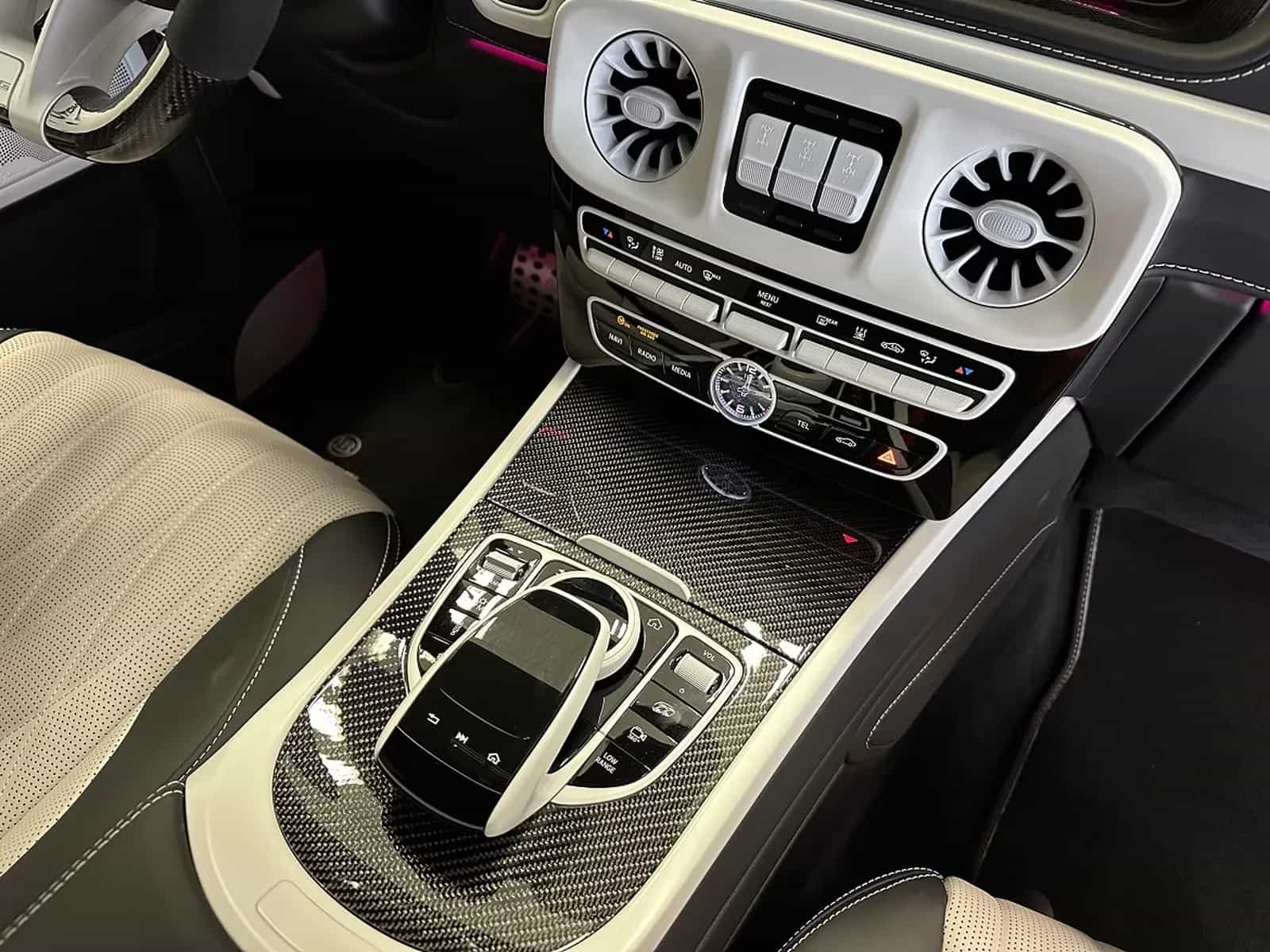 Mercedes-Benz G-Class 63 AMG 01/2023-photo-18
