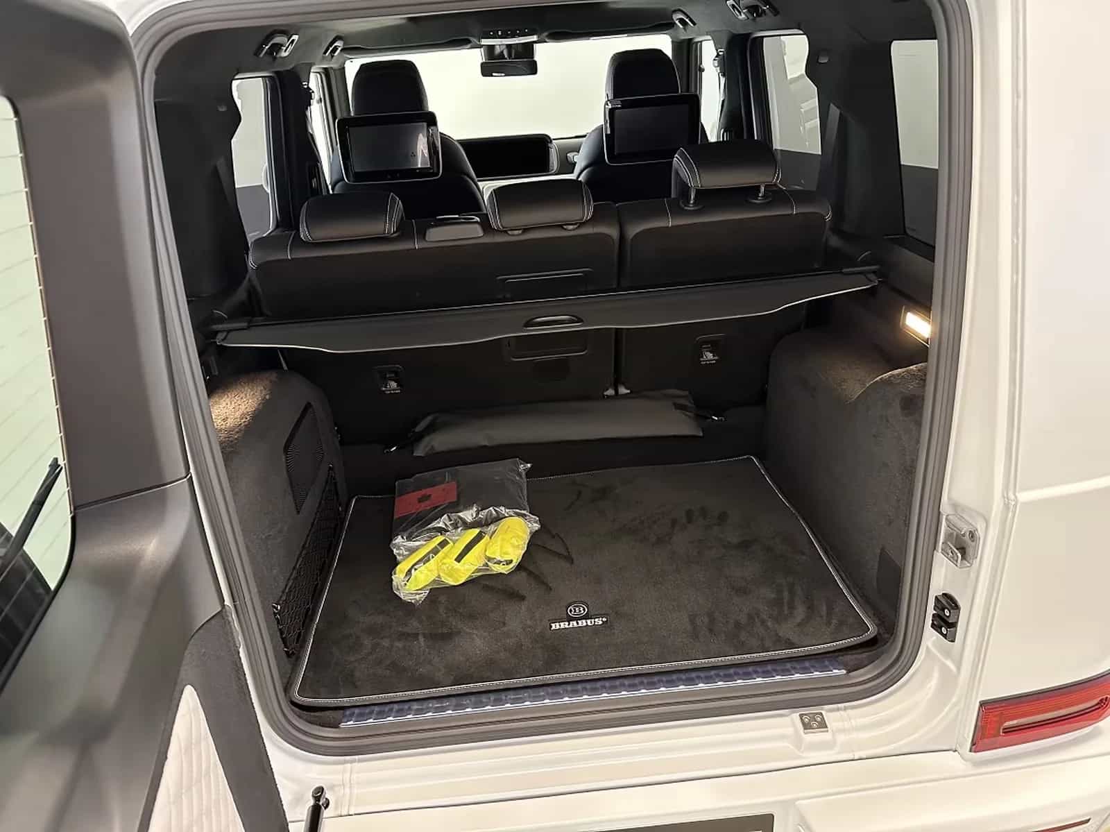 Mercedes-Benz G-Class 63 AMG 01/2023-photo-28