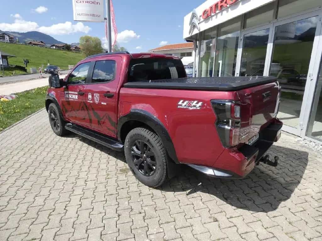Isuzu D-Max Double Cab 4WD V-CROSS 09/2024-photo-2