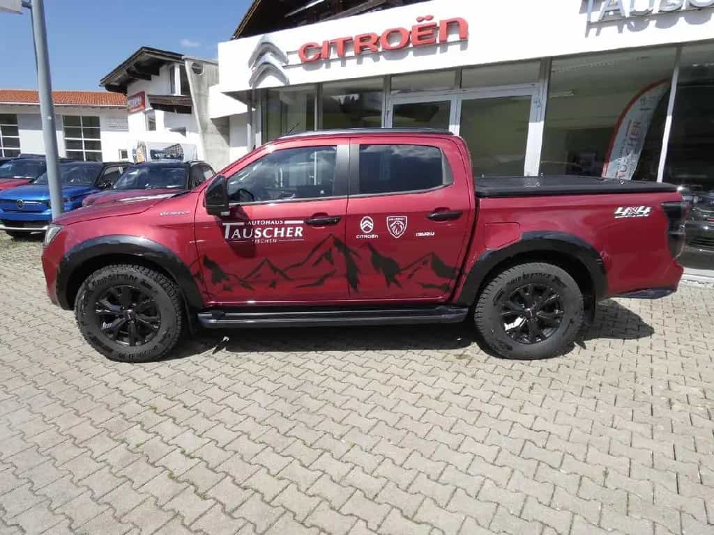 Isuzu D-Max Double Cab 4WD V-CROSS 09/2024-photo-3
