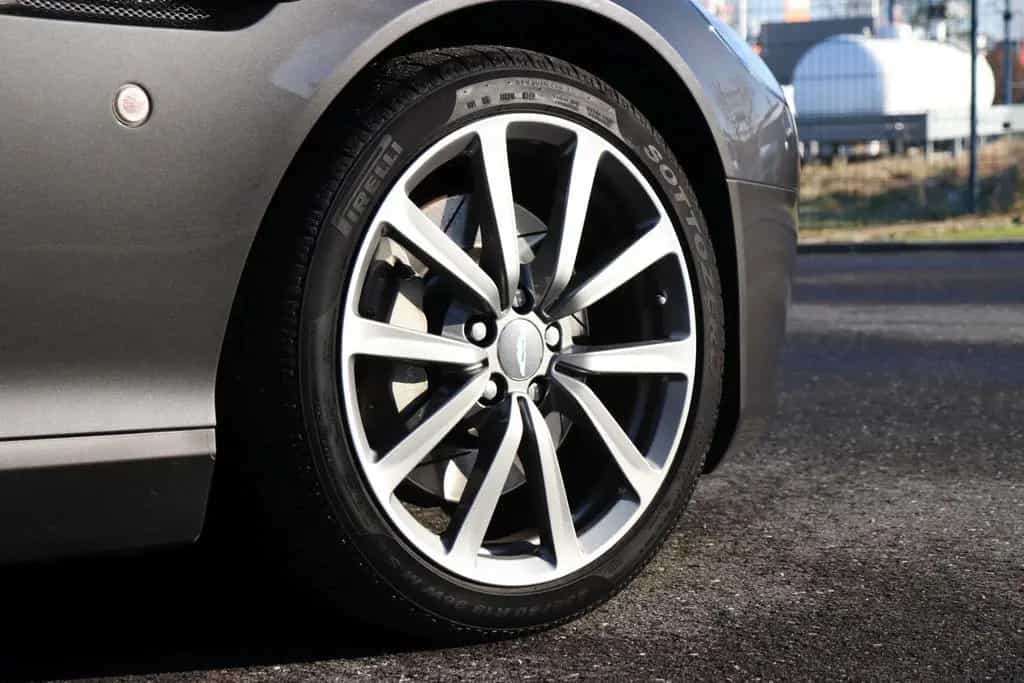 Aston Martin DB9 6.0 V12 Coupé Touchtronic ++2.HAND+SHZ+PDC++ 01/2012-photo-19