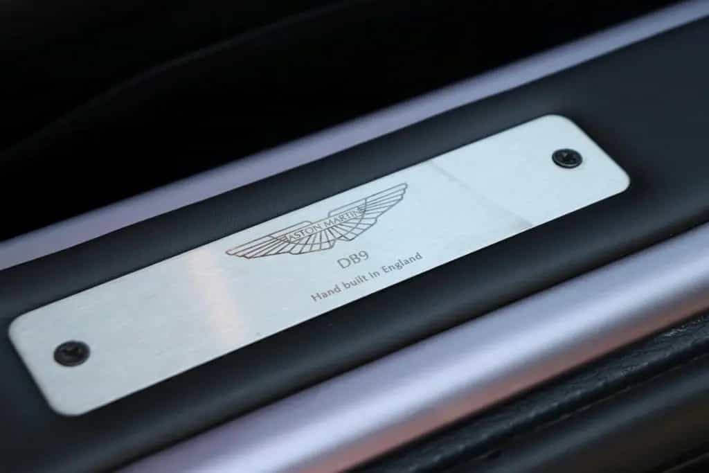 Aston Martin DB9 6.0 V12 Coupé Touchtronic ++2.HAND+SHZ+PDC++ 01/2012-photo-20