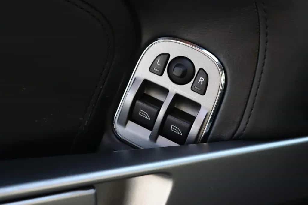 Aston Martin DB9 6.0 V12 Coupé Touchtronic ++2.HAND+SHZ+PDC++ 01/2012-photo-22