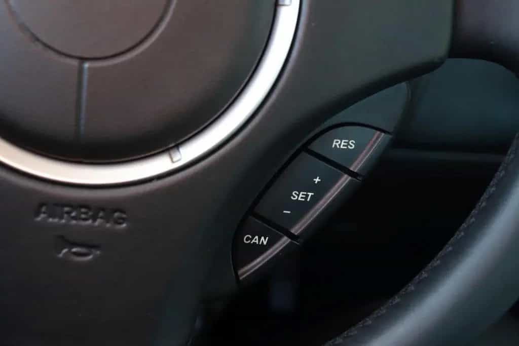 Aston Martin DB9 6.0 V12 Coupé Touchtronic ++2.HAND+SHZ+PDC++ 01/2012-photo-27
