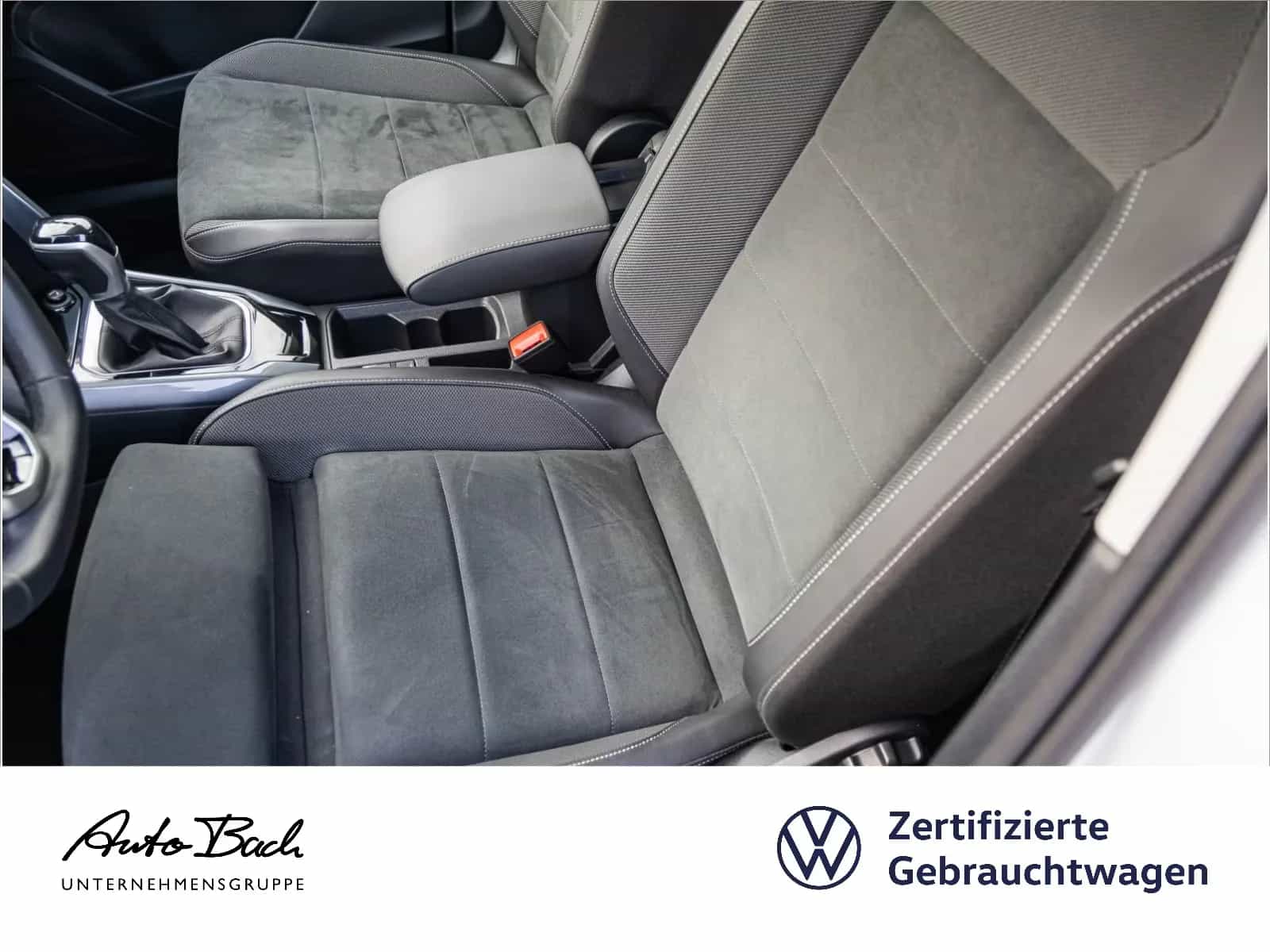 Volkswagen T-Roc 05/2024-photo-11