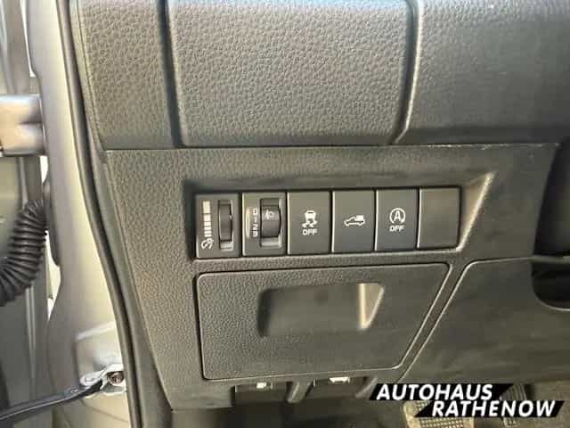 Isuzu D-Max Space Cab 4X4 Allrad LSE Autom.MY2025 Lede null-photo-8