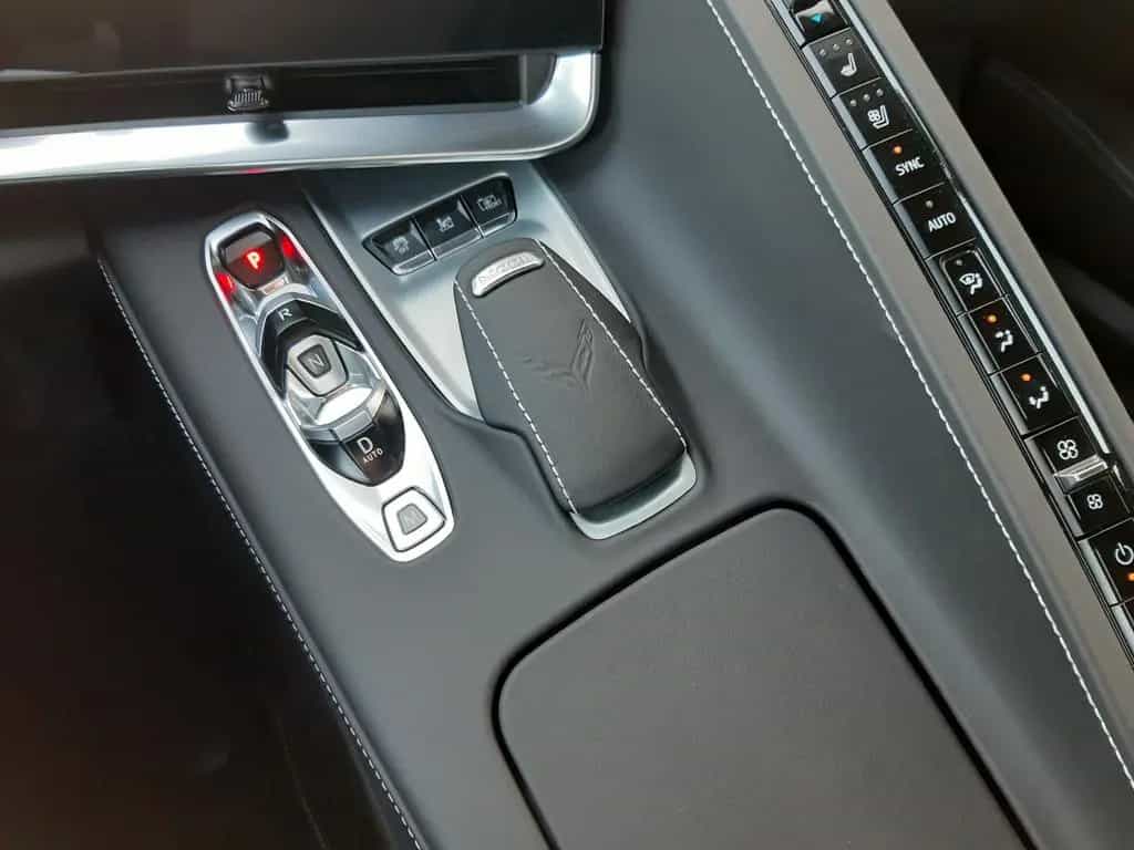 Corvette Z06 Convertible 3LZ 5.5 V8 EU 08/2025-photo-22