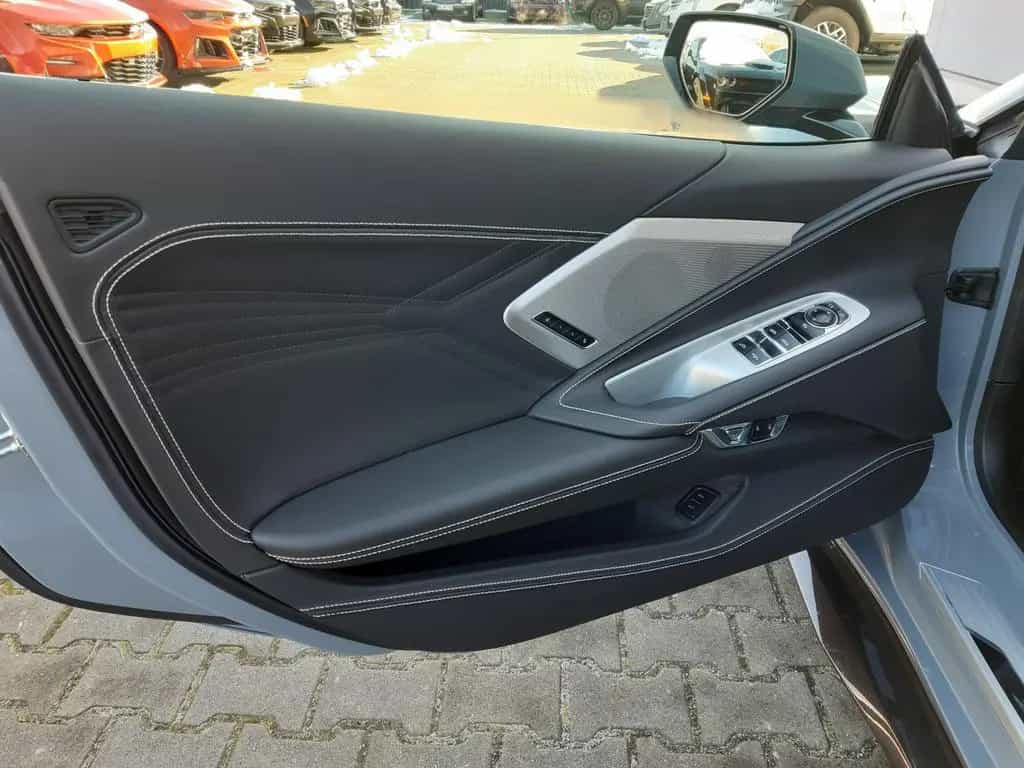 Corvette Z06 Convertible 3LZ 5.5 V8 EU 08/2025-photo-6