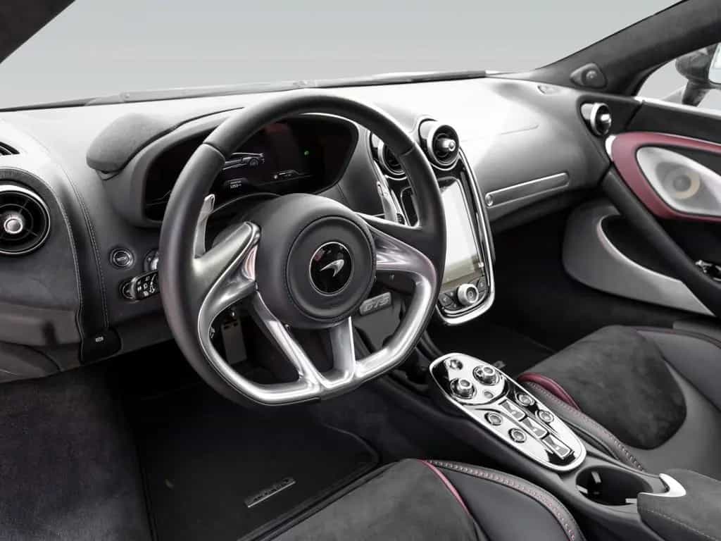 McLaren GTS | Premium Pack | Onyx Black 09/2024-photo-15