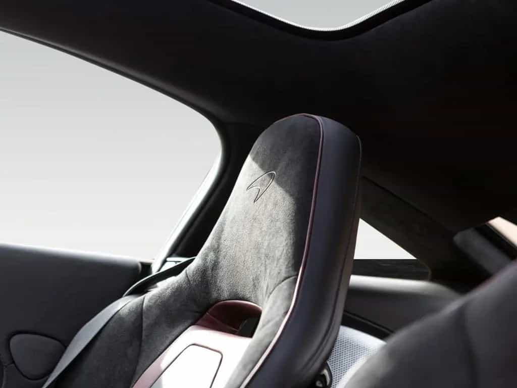 McLaren GTS | Premium Pack | Onyx Black 09/2024-photo-16