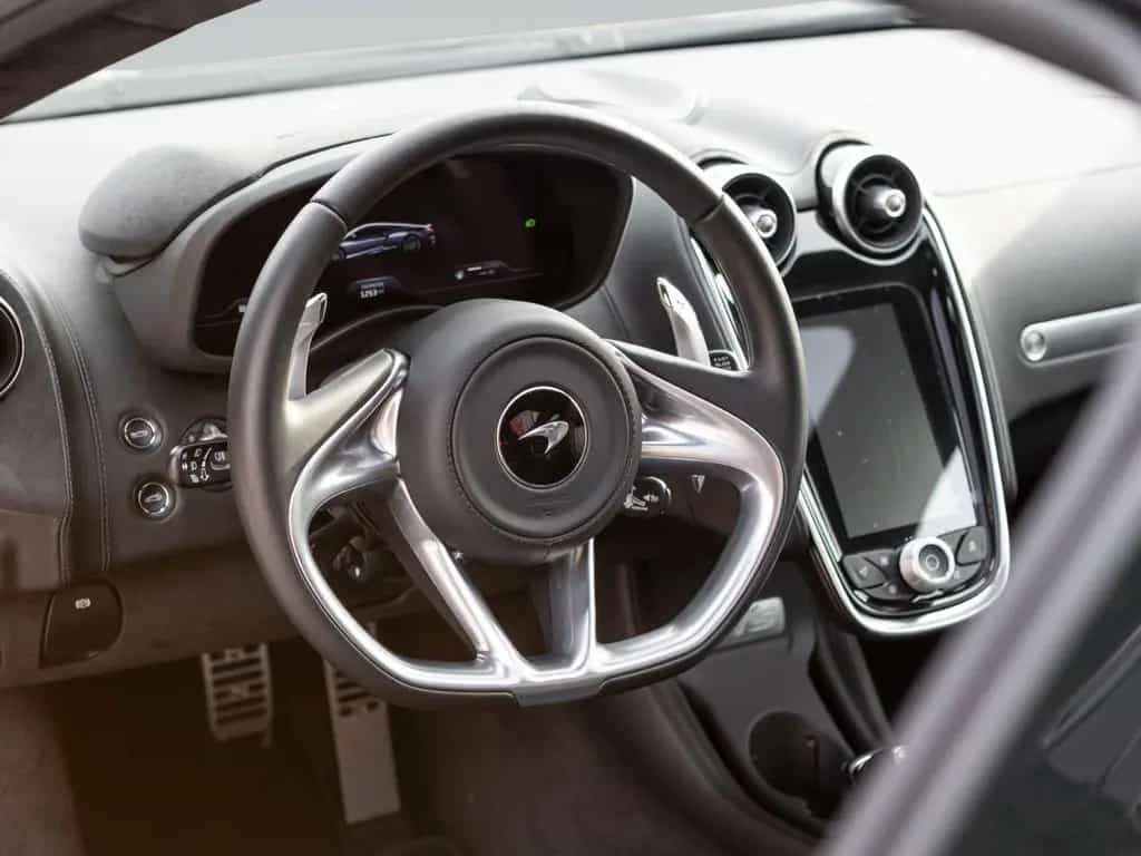 McLaren GTS | Premium Pack | Onyx Black 09/2024-photo-19