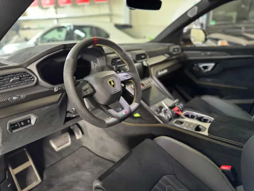 Lamborghini Urus 4.0 V8 Performante*CARBON*BANG&OLUFSEN*23* 05/2024-photo-16