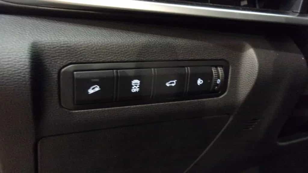 BAIC Beijing X75 Panorama  360°  LED  Leder null-photo-10
