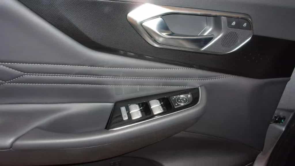 BAIC Beijing X75 Panorama  360°  LED  Leder null-photo-3