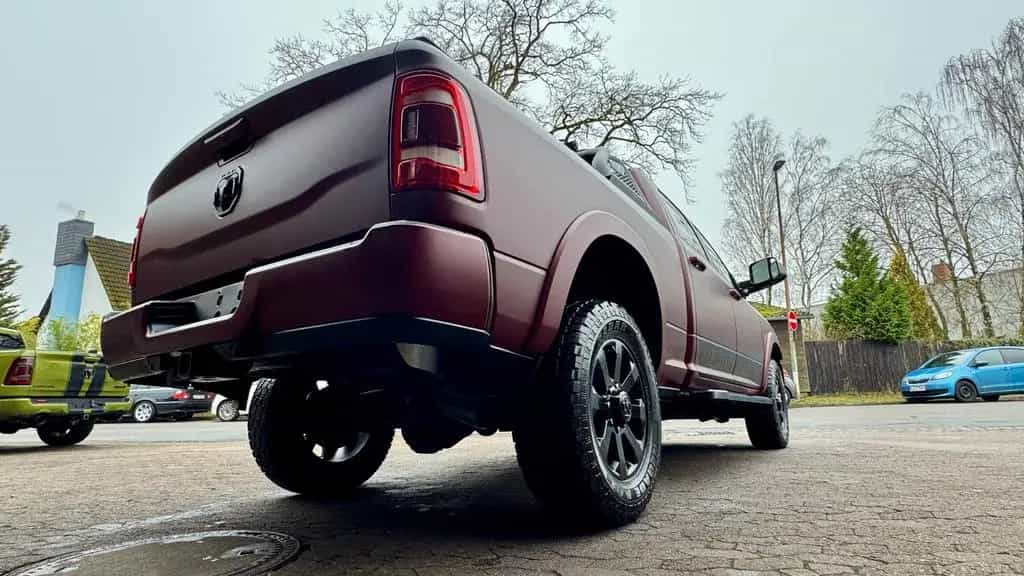 Dodge Limited DIESEL*BÜGEL*NAVI*AHK*GARANTIE 12/2021-photo-21