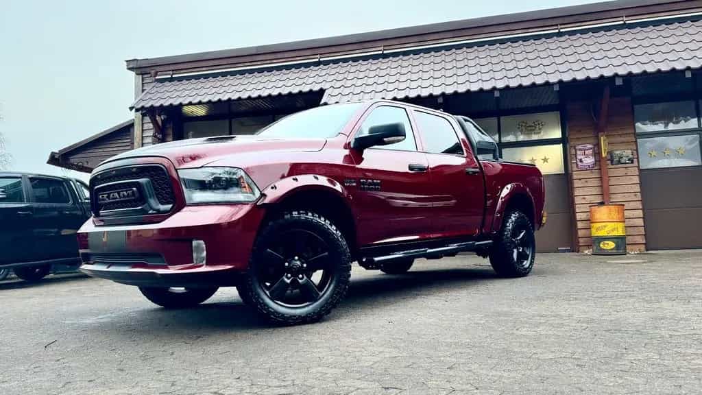 Dodge RAM SPORT*LIFT*AHK*NAVI*OFF-ROAD*BÜGEL+LED*GARANTIE 07/2018-photo-2