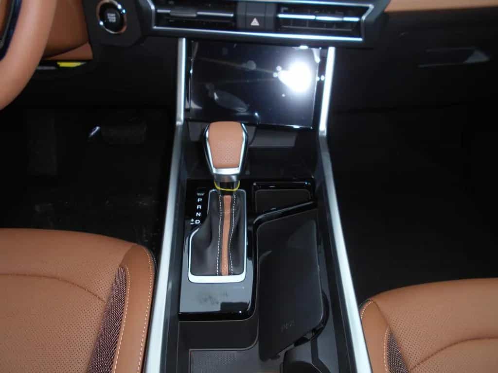 Ssangyong Torres Forest Edition Automatik 2WD null-photo-13