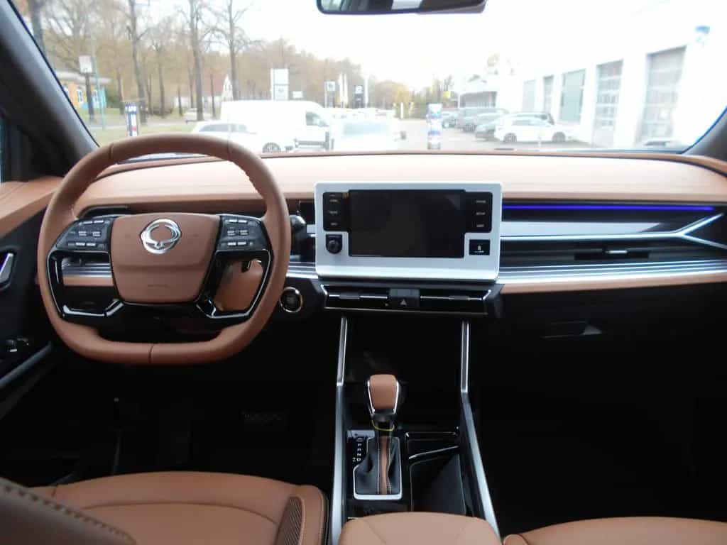 Ssangyong Torres Forest Edition Automatik 2WD null-photo-9
