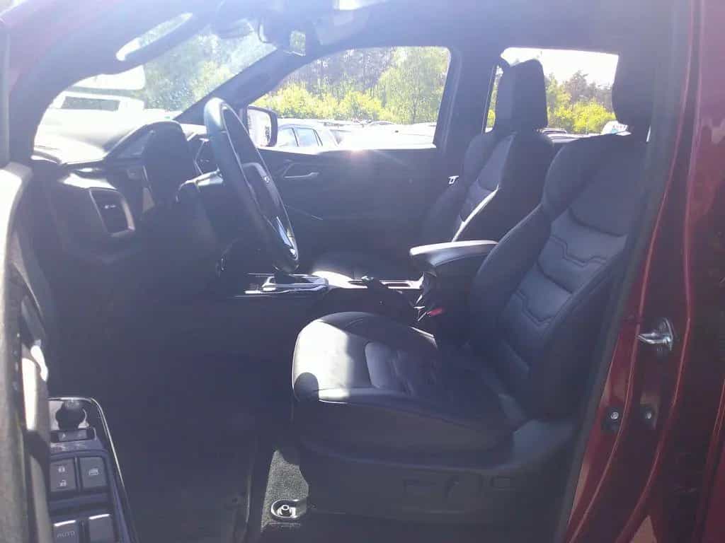 Isuzu D-Max Double Cab 4WD Autm. V-Cross 01/2025-photo-5