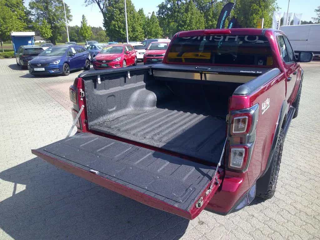 Isuzu D-Max Double Cab 4WD Autm. V-Cross 01/2025-photo-7