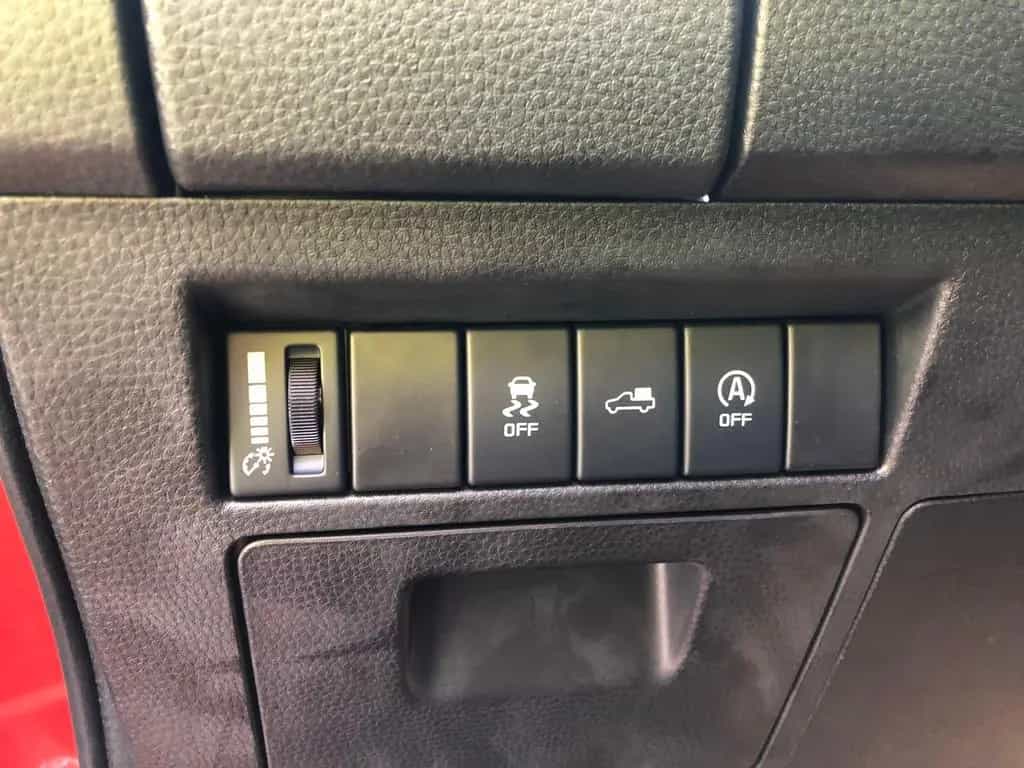 Isuzu D-Max Space Cab V-Cross AT +Kabinen vorbereitet+ 08/2025-photo-16
