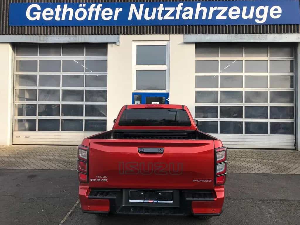 Isuzu D-Max Space Cab V-Cross AT +Kabinen vorbereitet+ 08/2025-photo-8