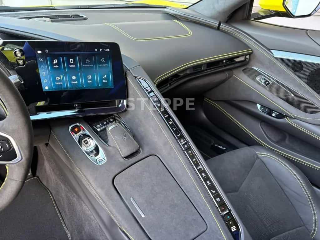 Corvette C8 Stingray Convertible 3LT Europamodell 04/2025-photo-13