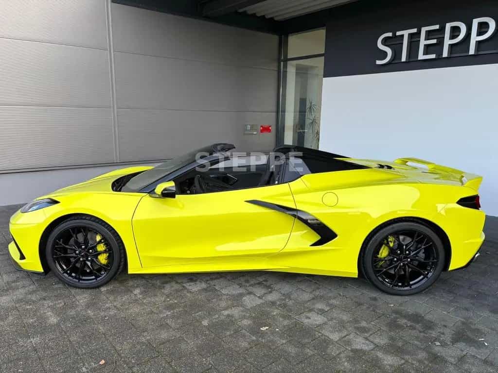 Corvette C8 Stingray Convertible 3LT Europamodell 04/2025-photo-3