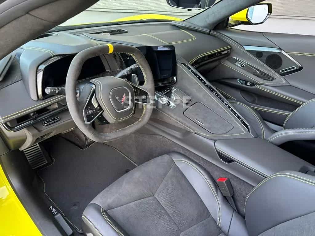 Corvette C8 Stingray Convertible 3LT Europamodell 04/2025-photo-8