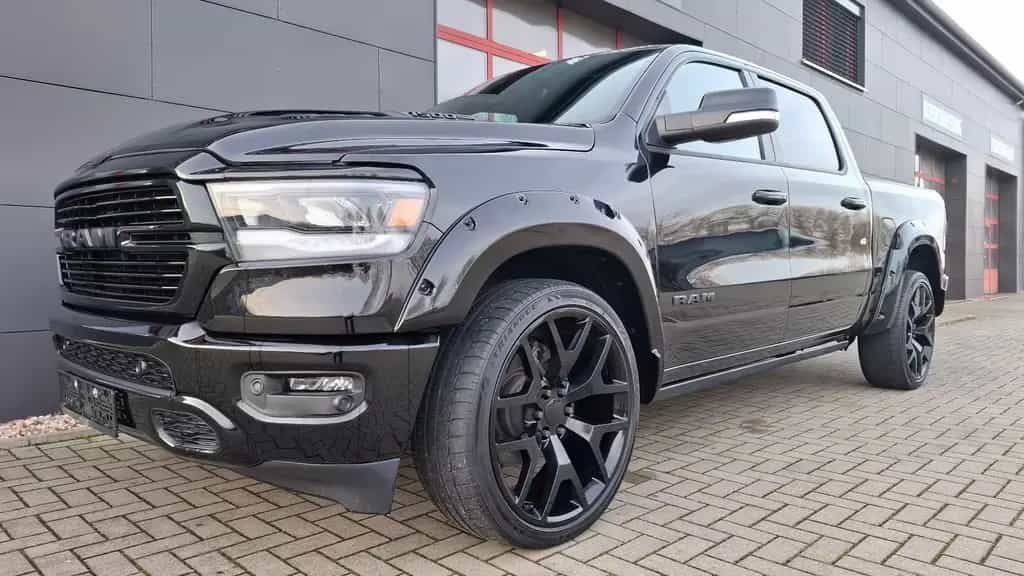 Dodge RAM 5.7 LARAMIE SPORT NIGHT LED 24" Pano LPG 07/2021-photo-0