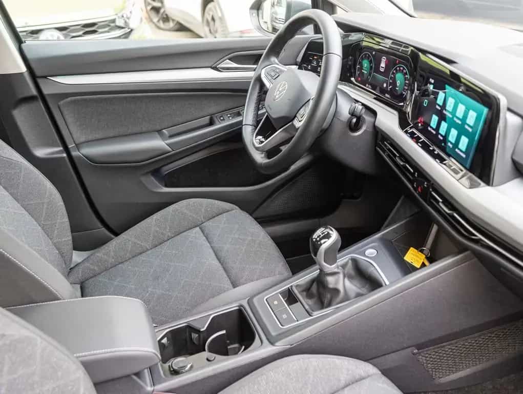 Volkswagen Golf VIII 1.5 TSI Life, Navi, LED, App-Connect, 04/2024-photo-18