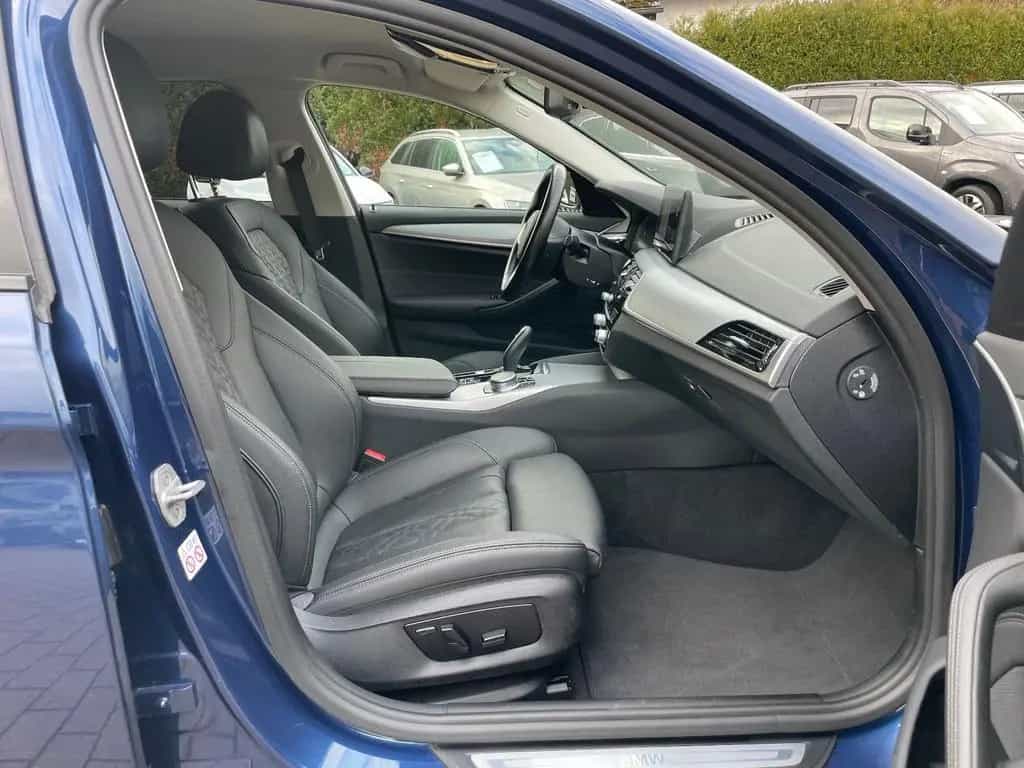 BMW 520 d Touring*S-HEFT*8xFACH*NAVI*LED*360°KAMERA* 11/2020-photo-18