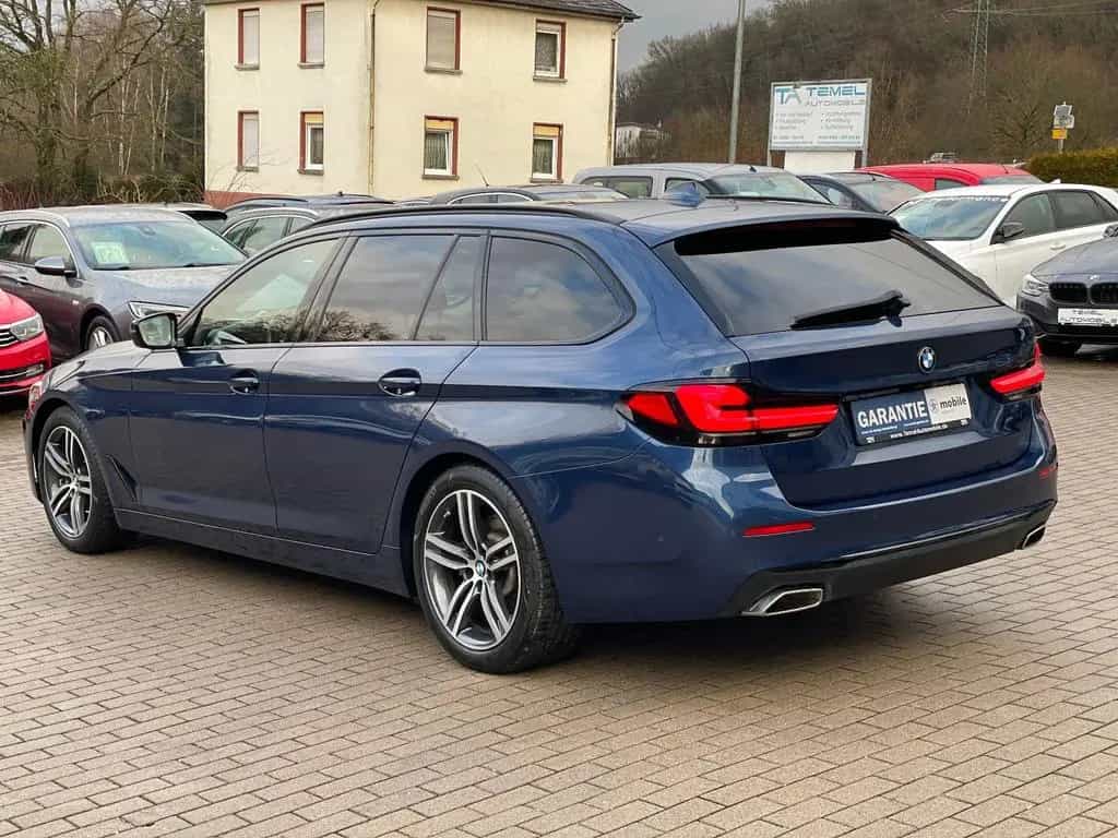 BMW 520 d Touring*S-HEFT*8xFACH*NAVI*LED*360°KAMERA* 11/2020-photo-7