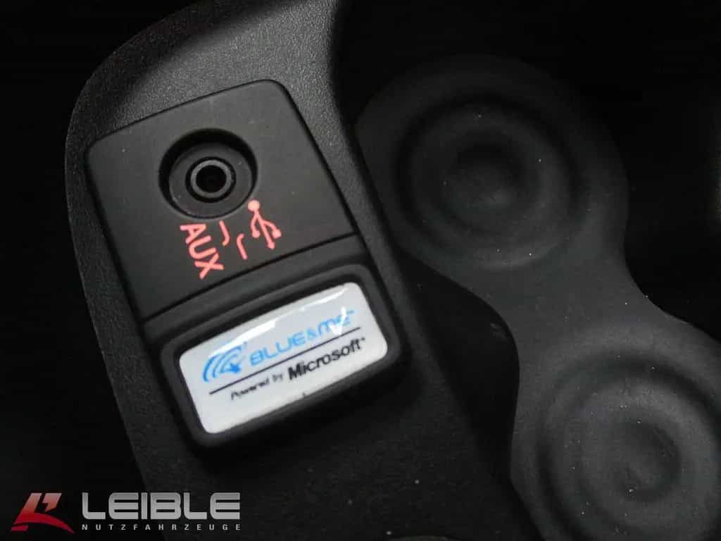 Abarth 695 Tributo Ferrari*45 of 99*Sammlerstück 04/2011-photo-13