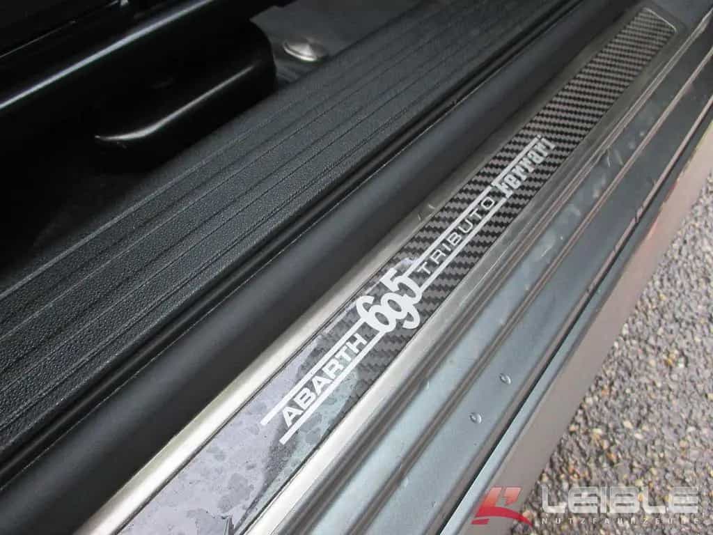 Abarth 695 Tributo Ferrari*45 of 99*Sammlerstück 04/2011-photo-16