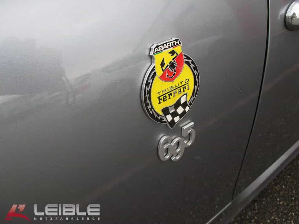 Abarth 695 Tributo Ferrari*45 of 99*Sammlerstück 04/2011-photo-19