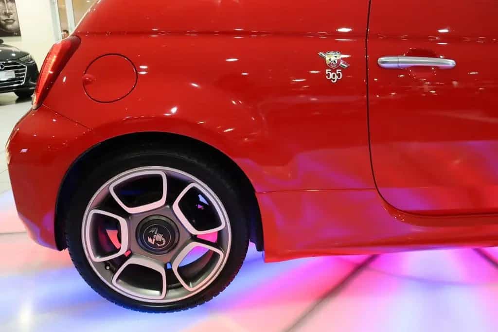 Abarth 500C Turismo*LEDER*KLIMAAUT*XENON*PDC*ALU* 12/2017-photo-10