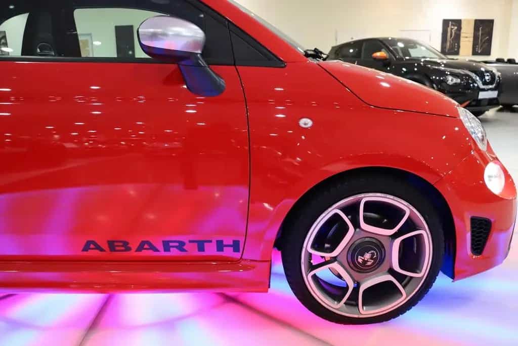 Abarth 500C Turismo*LEDER*KLIMAAUT*XENON*PDC*ALU* 12/2017-photo-11