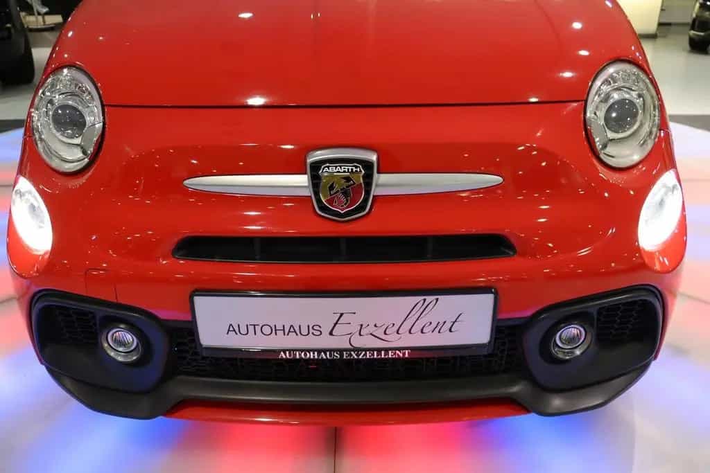 Abarth 500C Turismo*LEDER*KLIMAAUT*XENON*PDC*ALU* 12/2017-photo-28