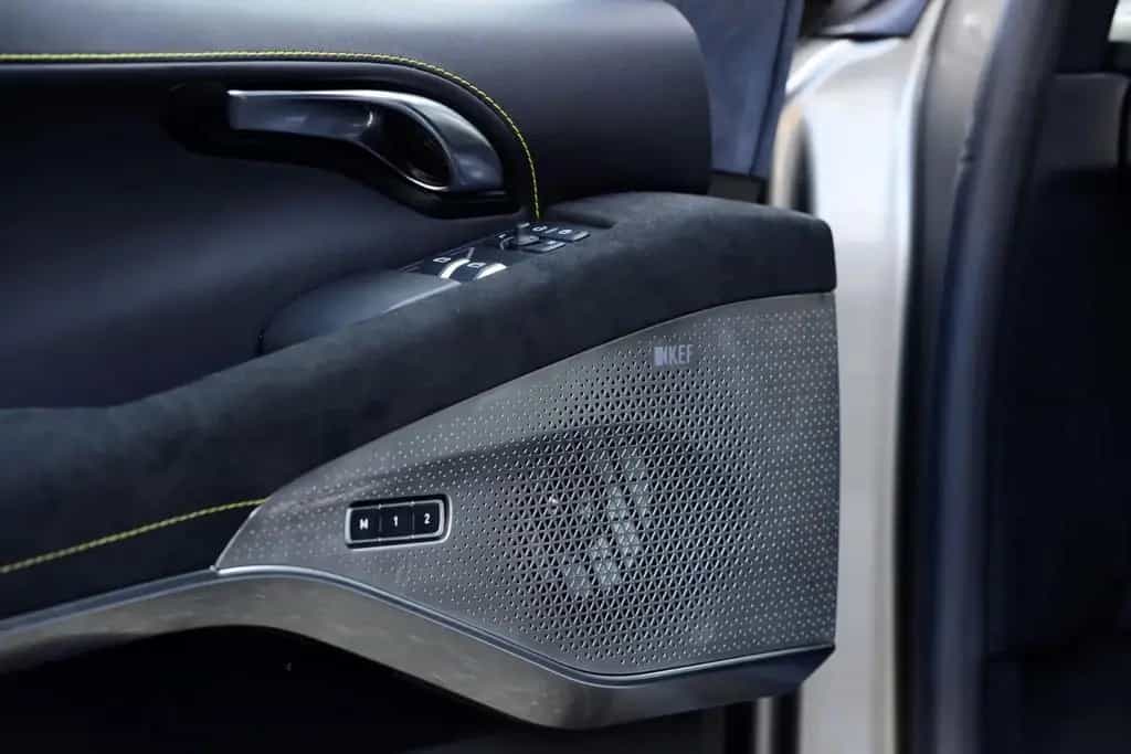 Lotus Emira V6 First Edition*BlackPack*Alcantara*MwSt. 01/2024-photo-12