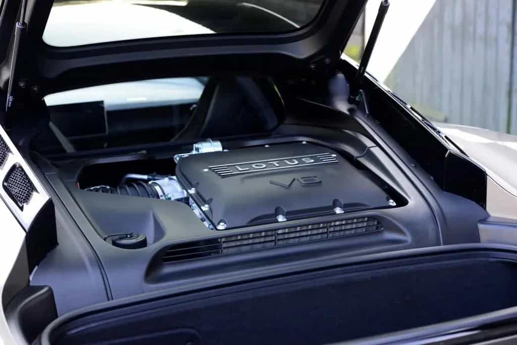Lotus Emira V6 First Edition*BlackPack*Alcantara*MwSt. 01/2024-photo-14